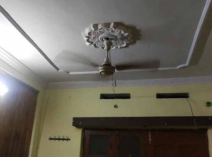 Hotel Shanti Nivas